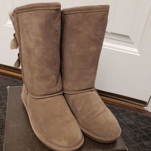 Women's Bearpaw Boshie boot, Taupe, 10